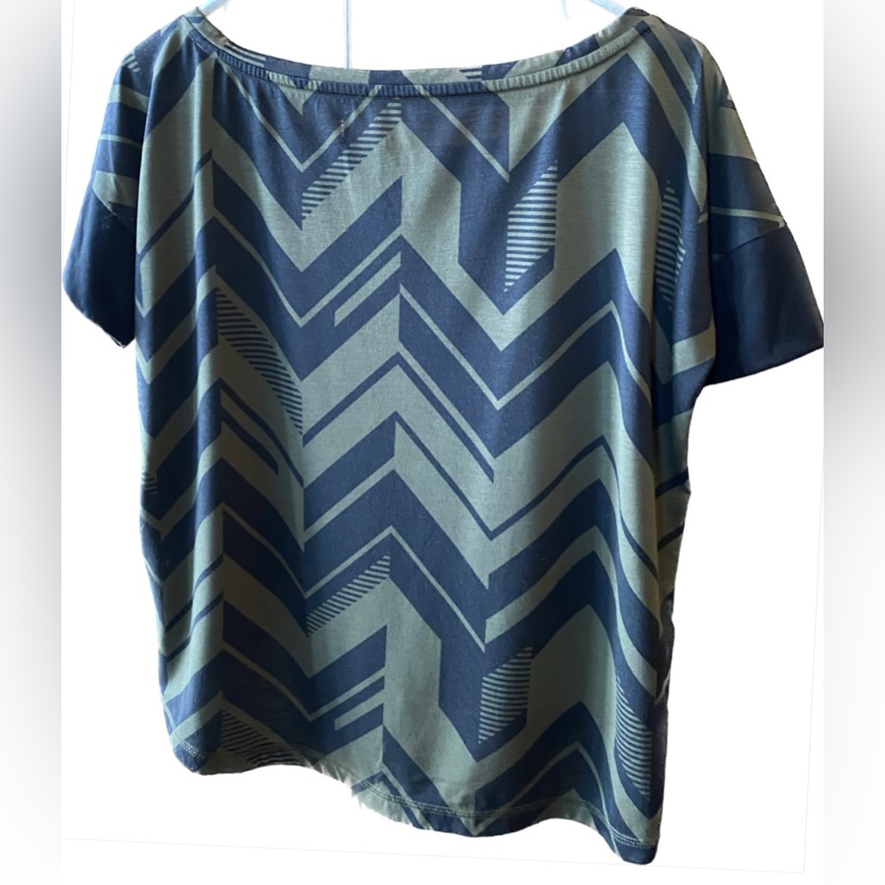 Adidas OLIVE/NAVY Loose Top, XS. Fall Sale